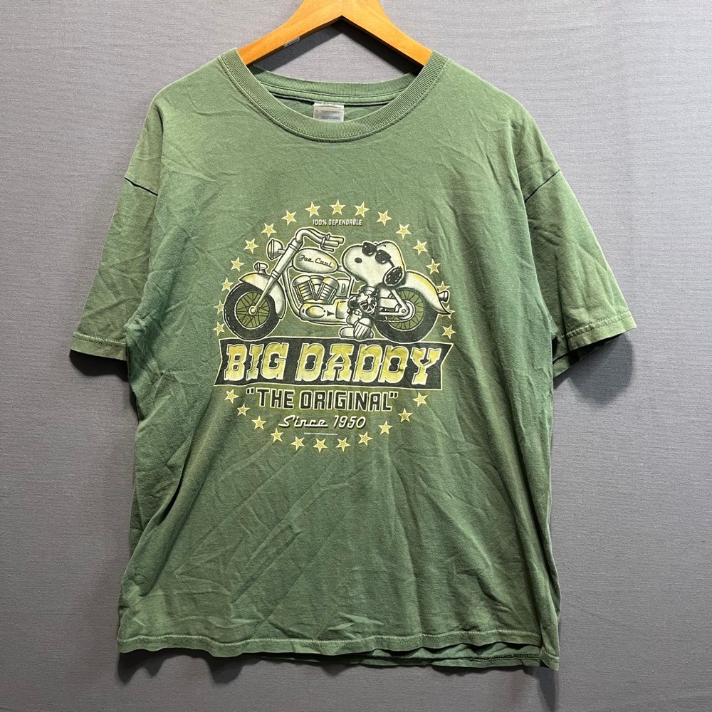 Gildan Peanuts Joe Cool Snoopy Big Daddy Motorcycle Graphic Tee Green Large